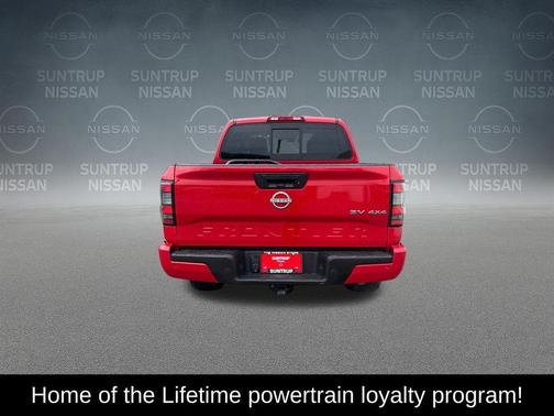 Red Alert 2022 Nissan Frontier SV