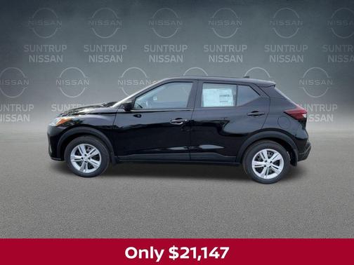 2025 Nissan Kicks Play S