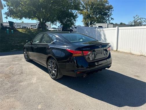 2024 Nissan Altima 2.0 SR