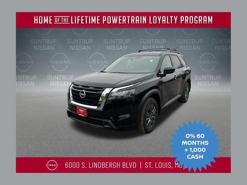 2025 Nissan Pathfinder SV