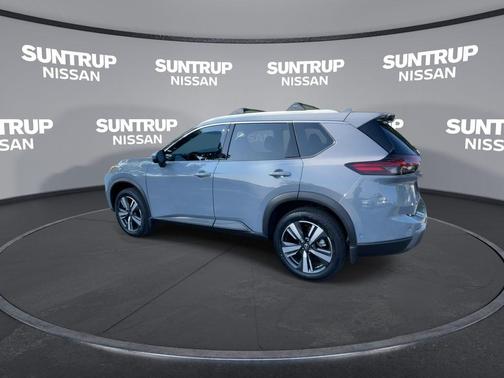 2024 Nissan Rogue SL