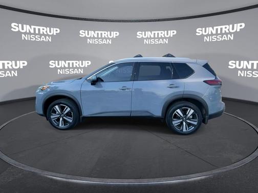 2024 Nissan Rogue SL