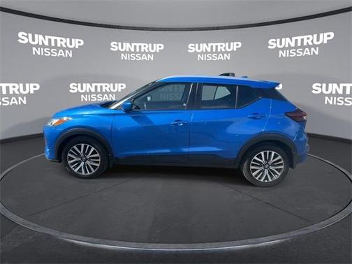 2022 Nissan Kicks SV