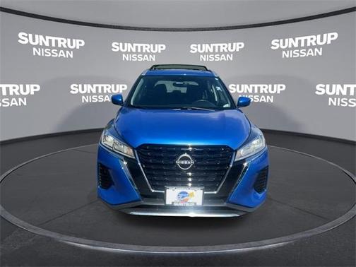 2022 Nissan Kicks SV