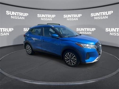 2022 Nissan Kicks SV