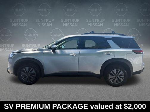 Brilliant Silver Metallic 2025 Nissan Pathfinder SV