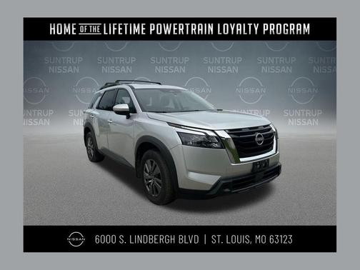 Brilliant Silver Metallic 2025 Nissan Pathfinder SV