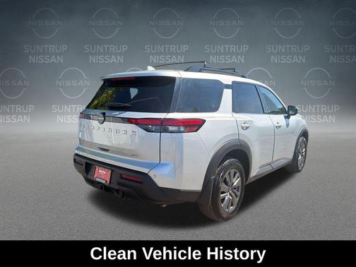 Brilliant Silver Metallic 2025 Nissan Pathfinder SV