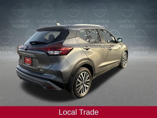2022 Nissan Kicks SV