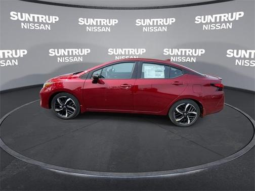 2025 Nissan Versa 1.6 SR