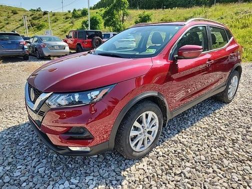 2022 Nissan Rogue Sport SV