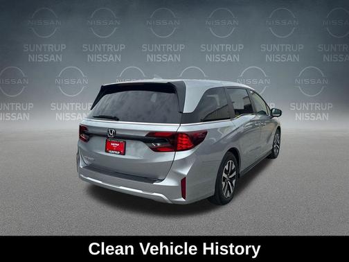 Solar Silver Metallic 2025 Honda Odyssey EX-L