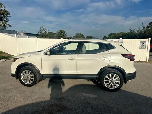 2020 Nissan Rogue Sport SV