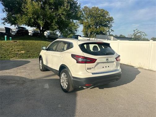 2020 Nissan Rogue Sport SV