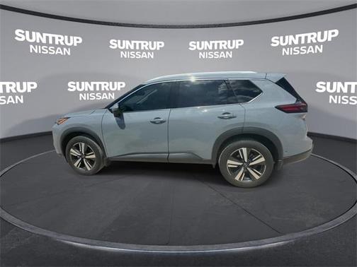 2024 Nissan Rogue SL