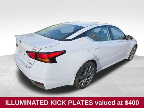 2024 Nissan Altima 2.0 SR