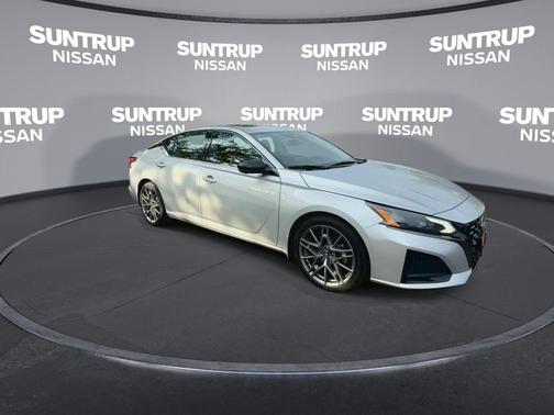 2023 Nissan Altima 2.0 SR