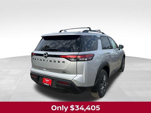 2025 Nissan Pathfinder SV