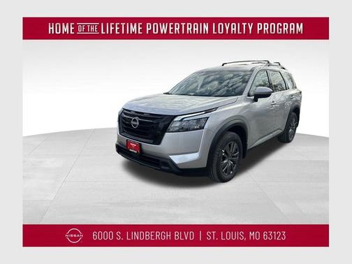 2025 Nissan Pathfinder SV