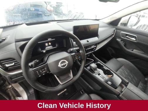 2025 Nissan Rogue Platinum