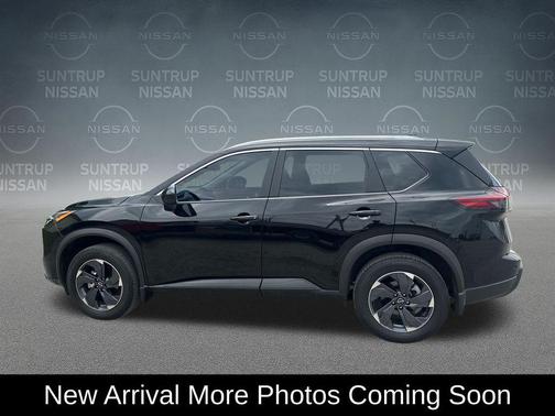 Super Black 2025 Nissan Rogue SV