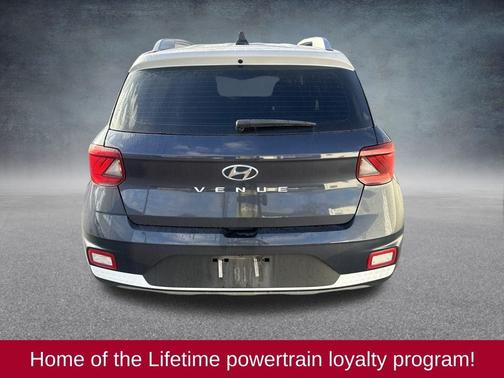 2022 Hyundai VENUE Limited