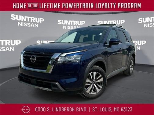 2024 Nissan Pathfinder SL