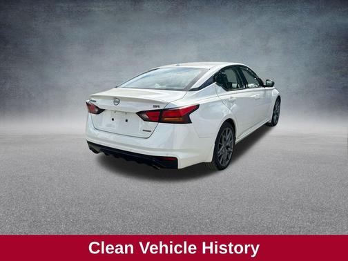 2024 Nissan Altima 2.0 SR