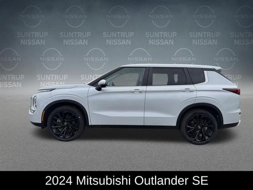 2024 Mitsubishi Outlander SE