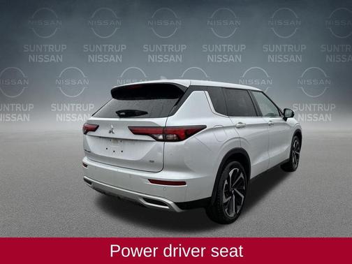 2024 Mitsubishi Outlander SE