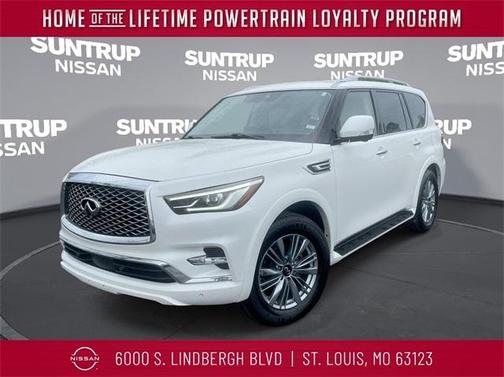 2023 INFINITI QX80 Luxe