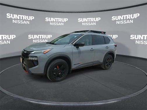 2025 Nissan Rogue Rock Creek
