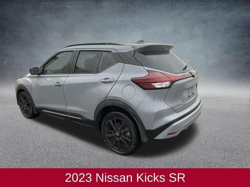 2023 Nissan Kicks SR