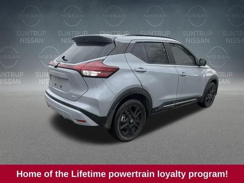2023 Nissan Kicks SR