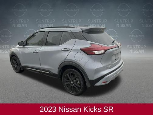 2023 Nissan Kicks SR