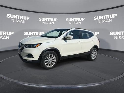 2022 Nissan Rogue Sport SV