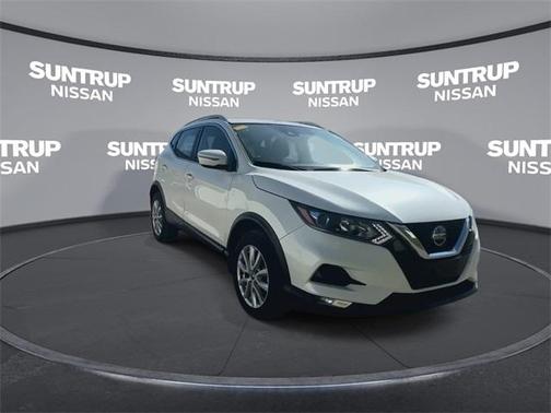 2022 Nissan Rogue Sport SV