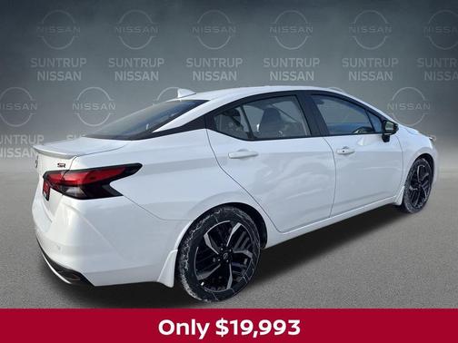 2025 Nissan Versa 1.6 SR