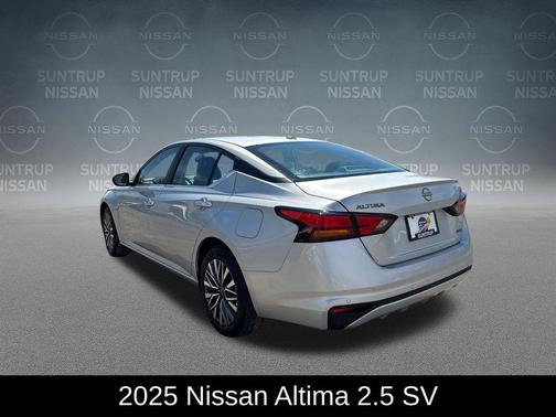 Brilliant Silver Metallic 2025 Nissan Altima SV