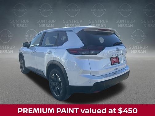 Everest White P 2026 Nissan Rogue SV