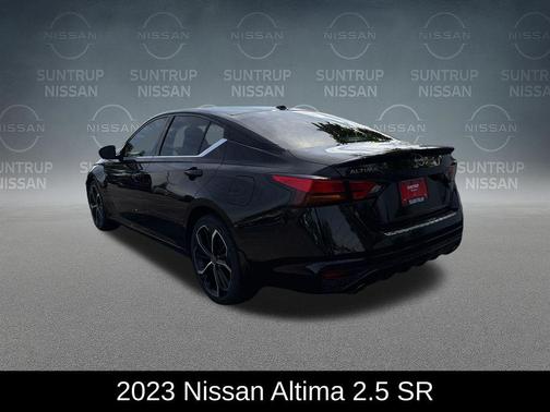 Black 2023 Nissan Altima 2.5 SR