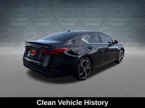 Black 2023 Nissan Altima 2.5 SR