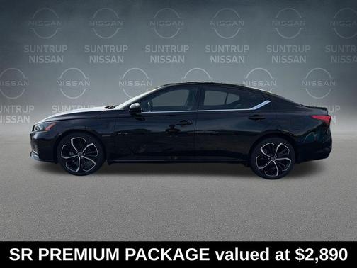 Black 2023 Nissan Altima 2.5 SR