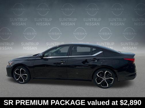 Black 2023 Nissan Altima 2.5 SR