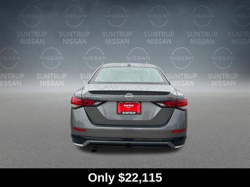 Gun Metallic 2024 Nissan Sentra SR
