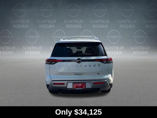 White 2024 Nissan Pathfinder SL