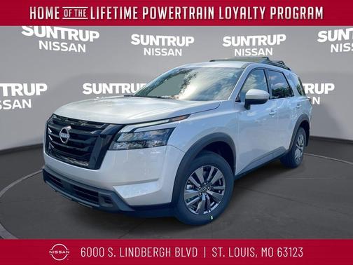 2025 Nissan Pathfinder SV