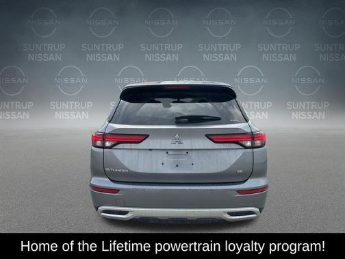 2024 Mitsubishi Outlander SE