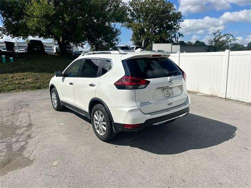 2018 Nissan Rogue SV