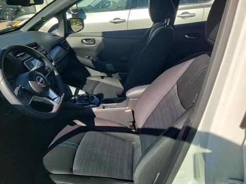 2024 Nissan Leaf SV PLUS